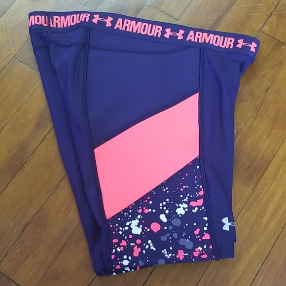 Under Armour Athletic Shorts - Picture 9 of 10